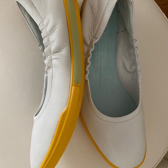 Ecco leather ballerina flat. Brand new in box. Baby blue. - Picture 5 of 10